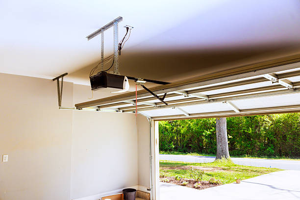 Top rated local Garage Door specialists in Bartonville, TX
